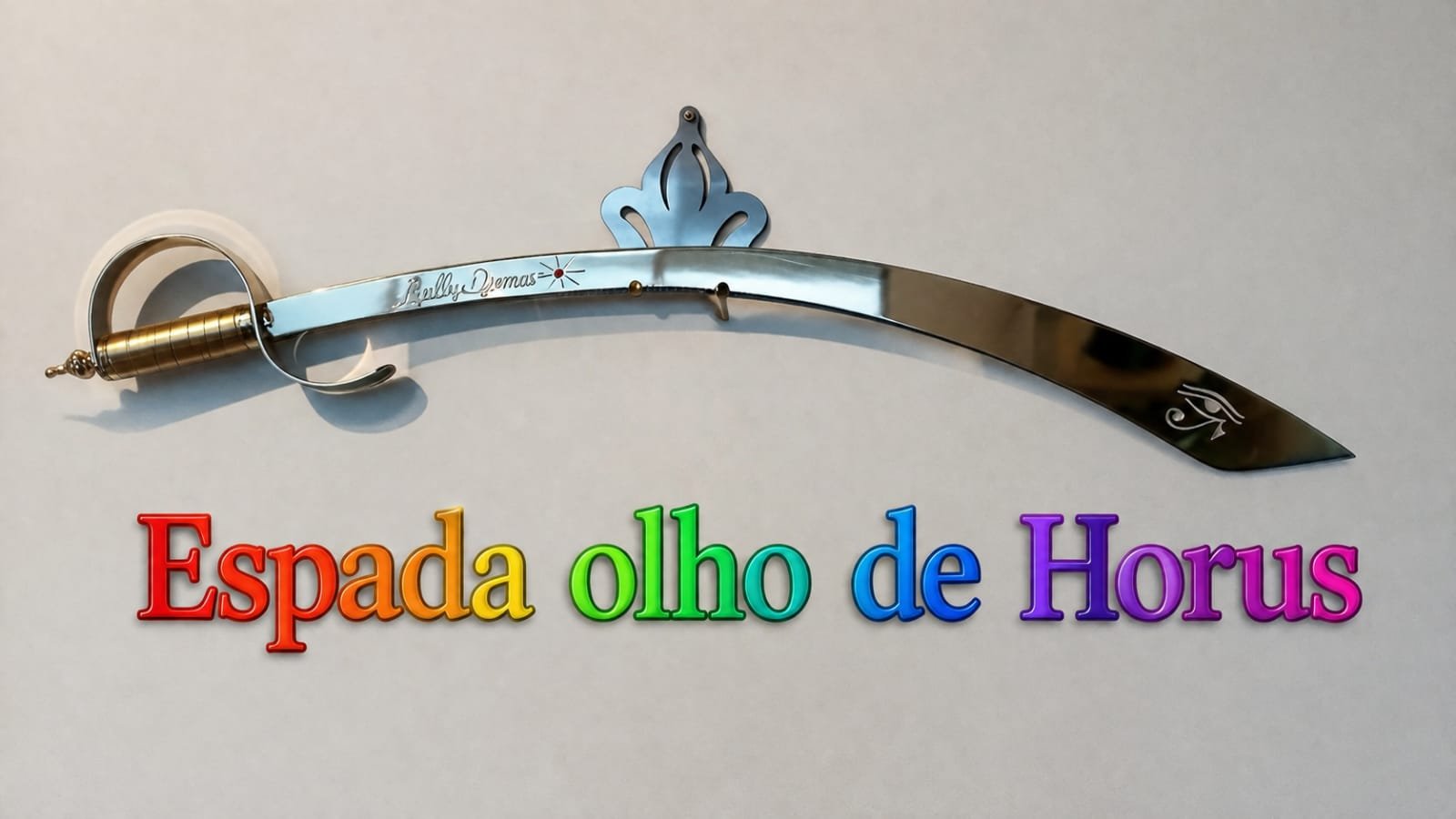 Espada árabe tradicional para dança do ventre, inspirada na cultura egípcia e do Oriente Médio.