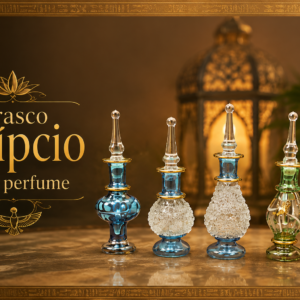 Kit com cinco frascos egípcios para perfume árabe em óleo, feitos em vidro térmico artesanal, modelos variados com capacidade de 4 a 6 ml, acabamento elegante e detalhes dourados.